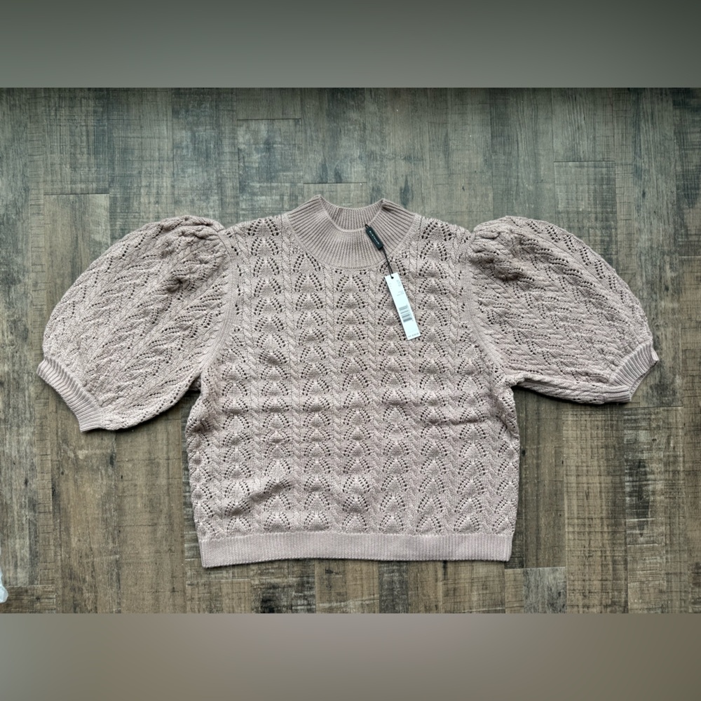 Elie Tahari Textured Knit Sweater - Tan